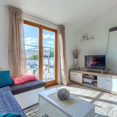 Holiday home Nena By Interhome