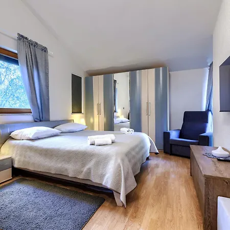 Nena By Interhome