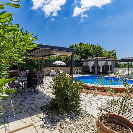 Holiday home Nena By Interhome *